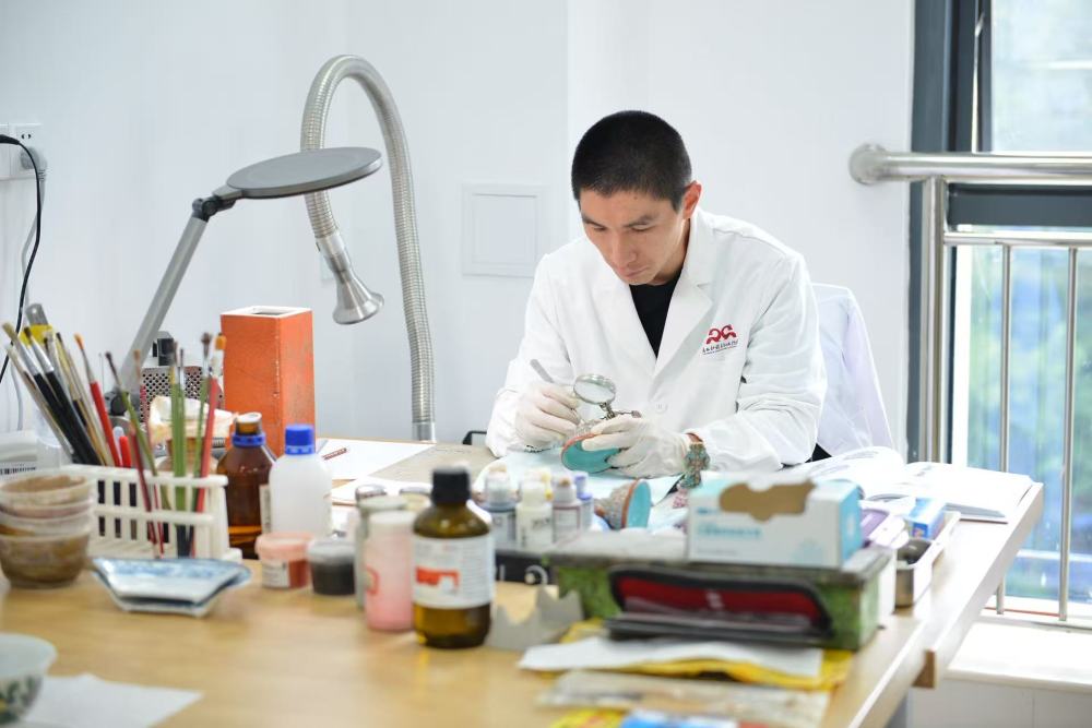 文旅新探·博物馆之约|让文物修复的“慢时光”被看见