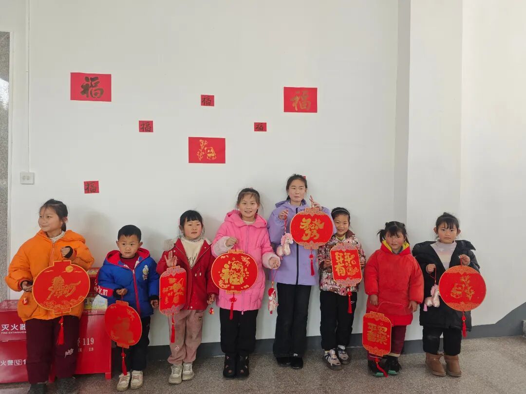 c0ee4bea-2673-46d3-a426-9eb25d9996a5