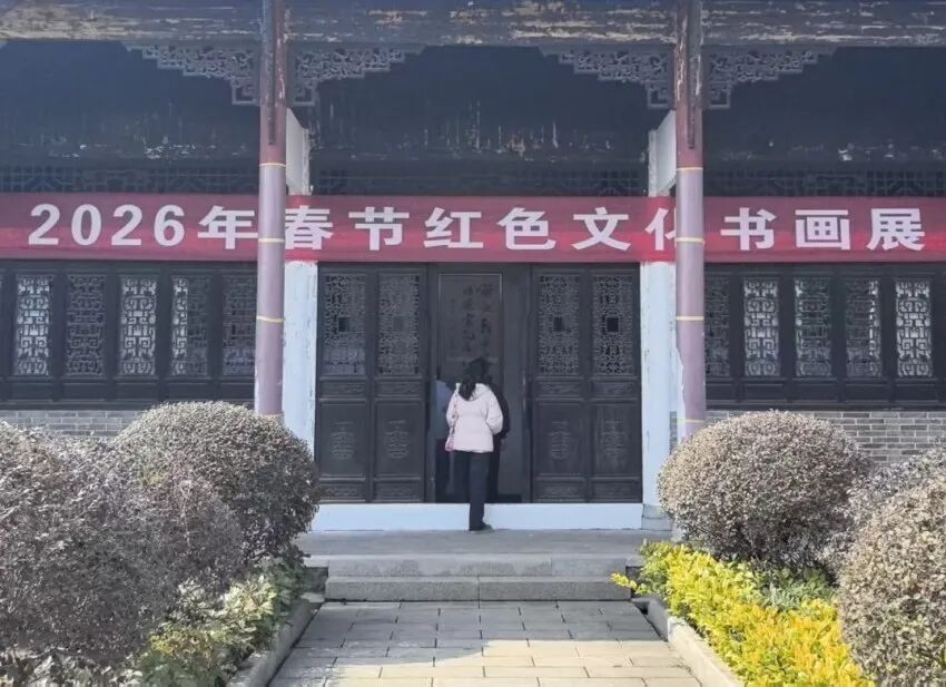 27c2a105-9dfd-4fab-996a-32fd18acd8e1