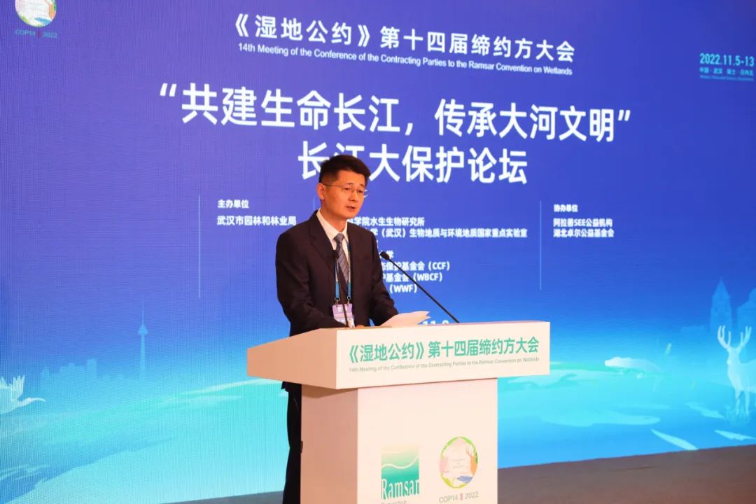 武汉市人民政府副秘书长朱功伟