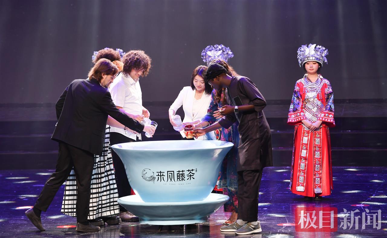 恭迎九州水 茶敬天下客.JPG