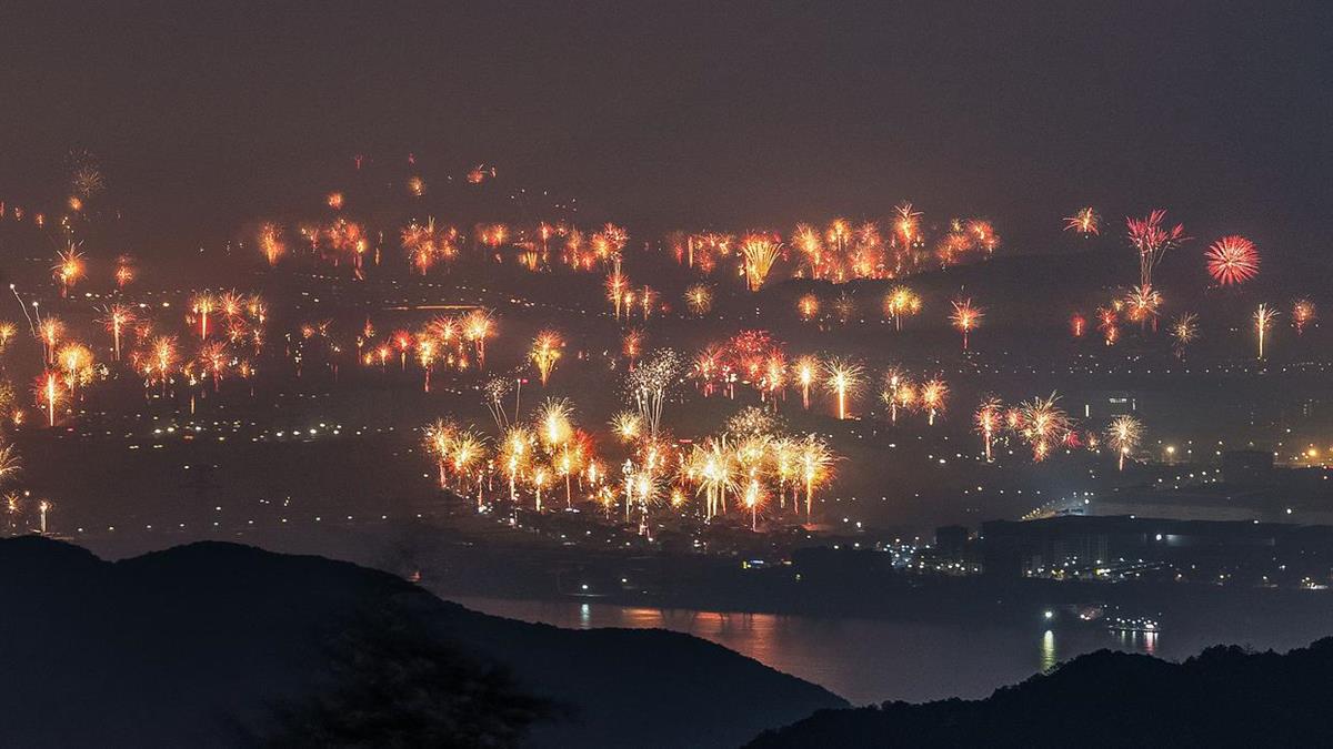 多地“禁改限”明确春节可燃放烟花爆竹：有的除夕、初一和元宵全天不限时，有的可放25天-第4张-百科-青岛传媒有限公司