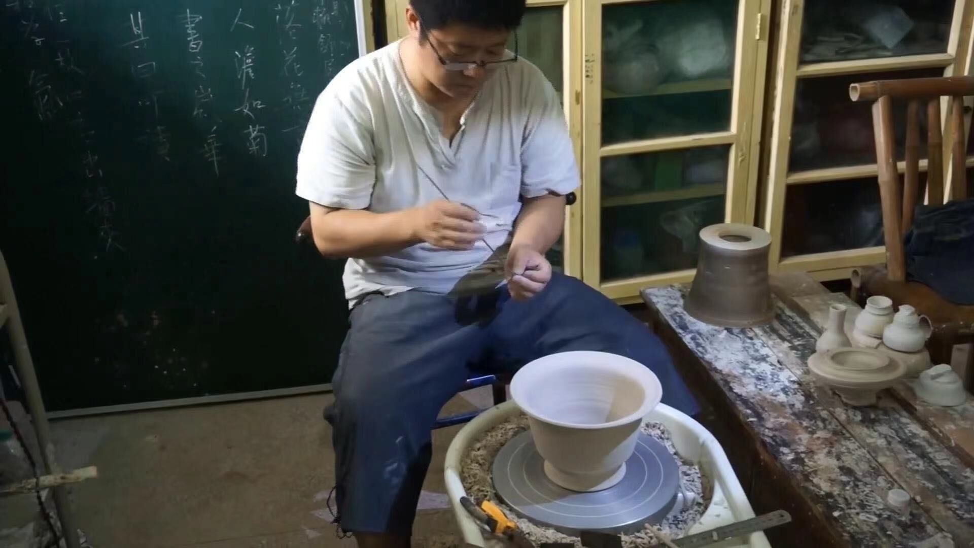 唐克石副教授的《陶艺》