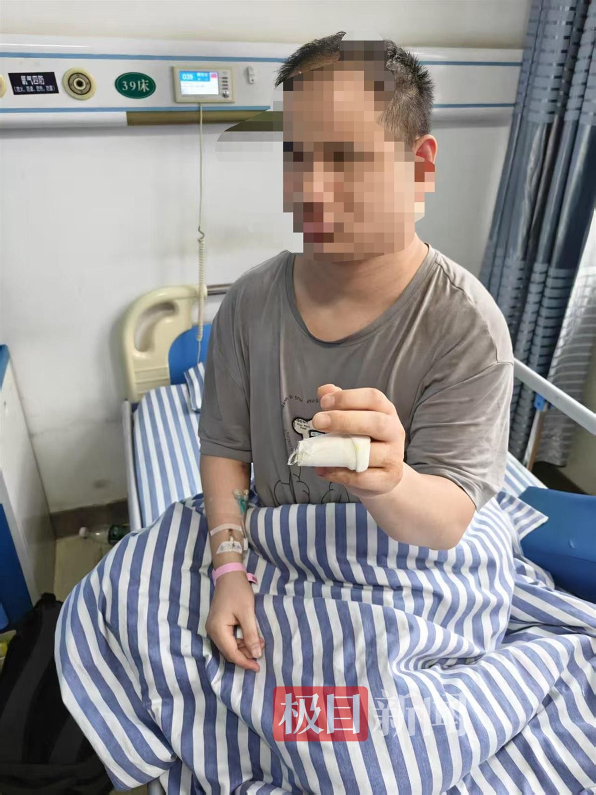 盲人体验小米汽车导致手指骨折，小米表示已走保险，后续等待赔偿