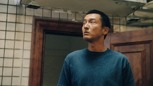 王传君凭《春树》斩获东京电影节最佳男演员，白百何未参加电影节闭幕式，此前突然发文：还能这么操作