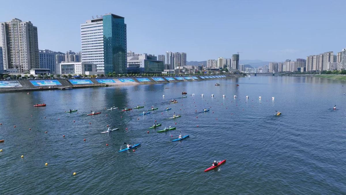 巴城曾多次举办国家级水上赛事.png