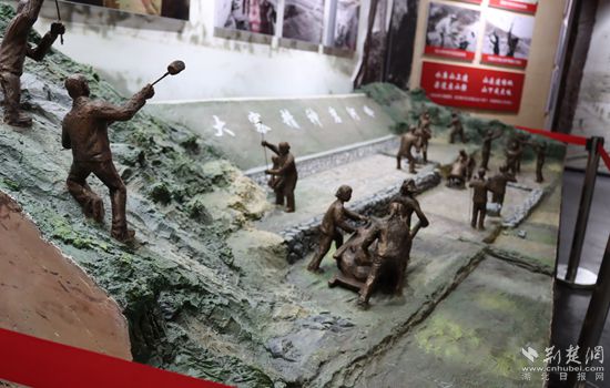 敢为人先，前赴后继。草盘地镇 供图