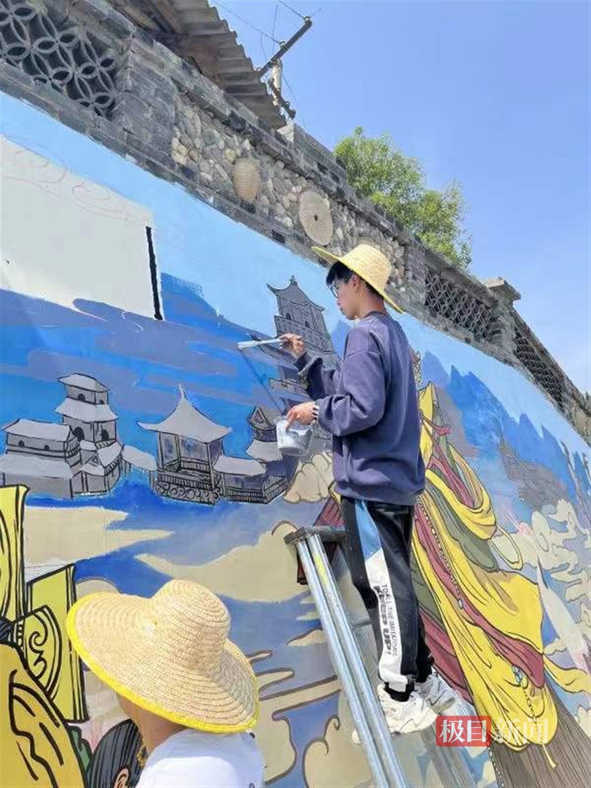 刘伟华绘制墙绘