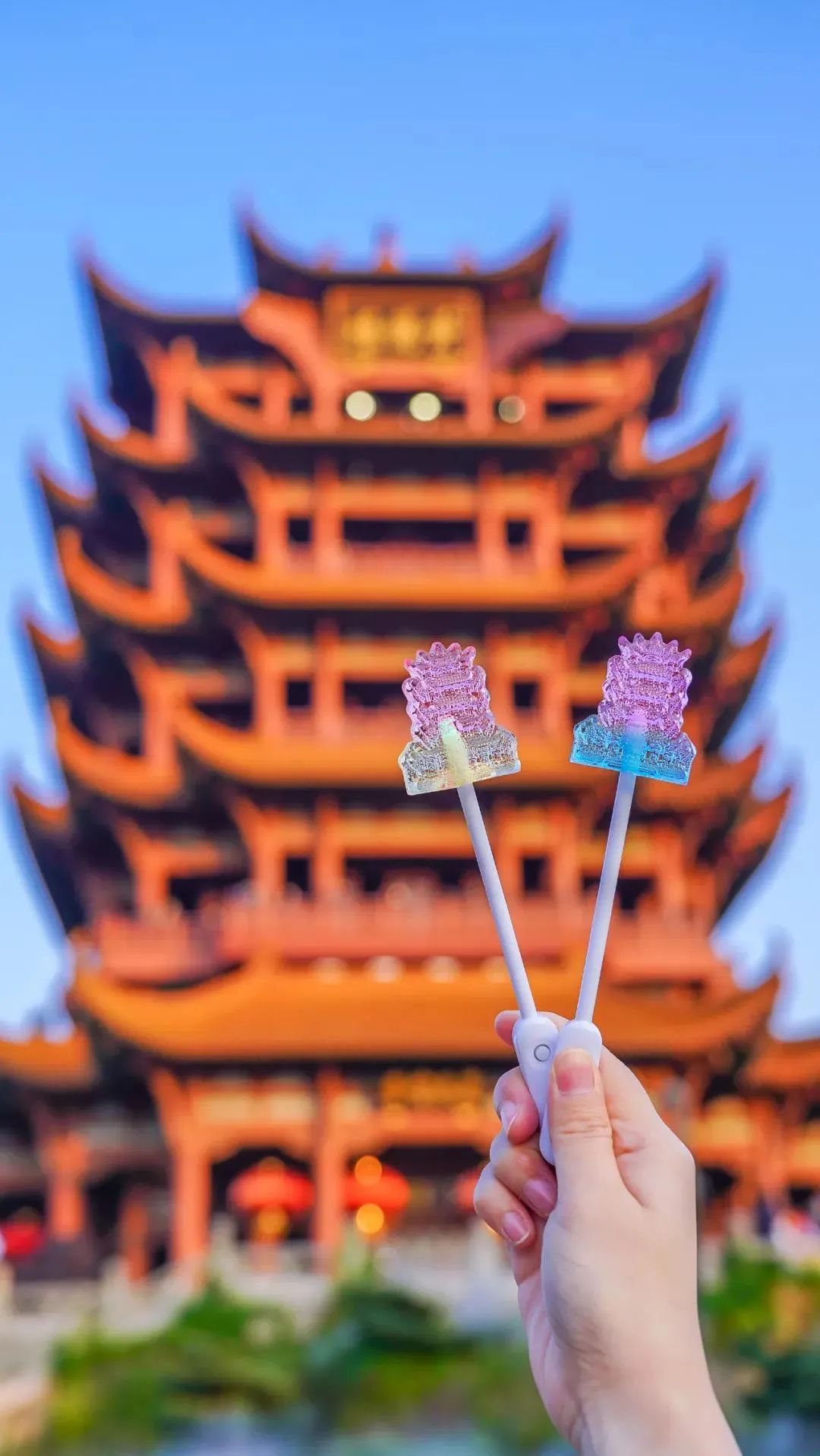 黄鹤楼“会发光的棒棒糖”