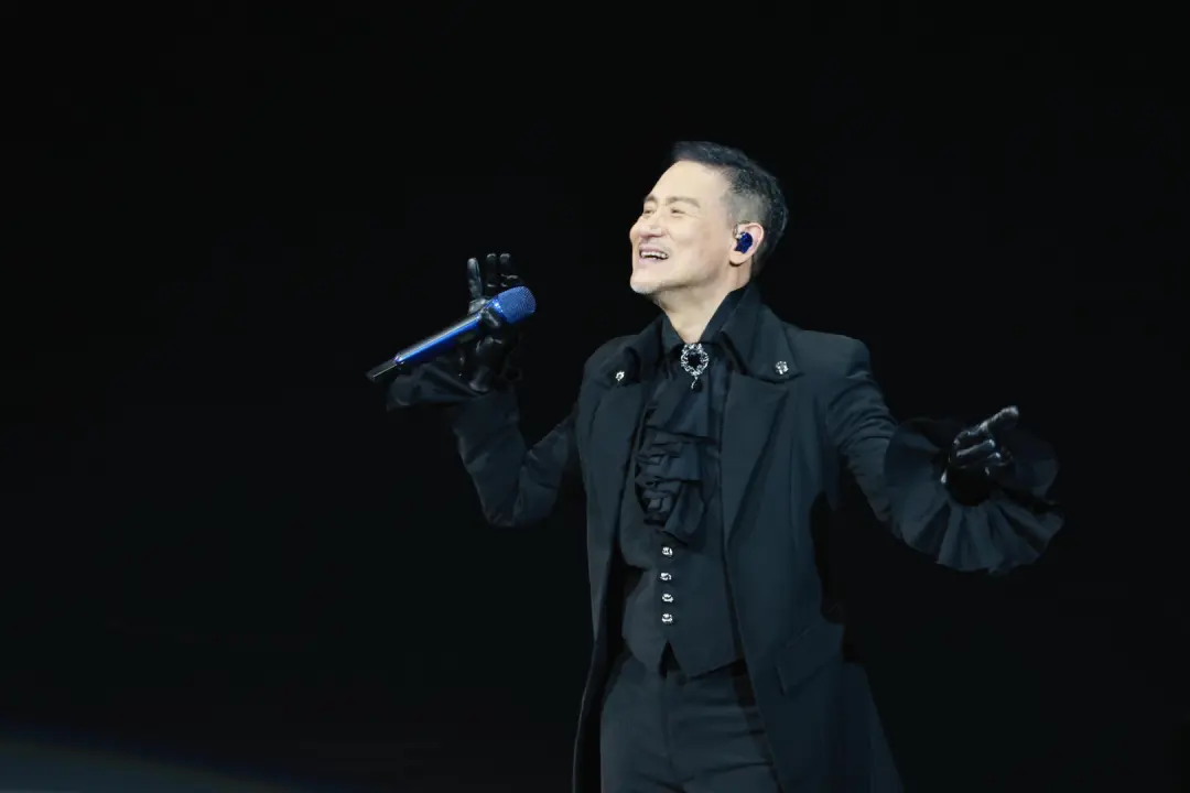 張學(xué)友、鄧紫棋、譚詠麟均已宣布：延期！