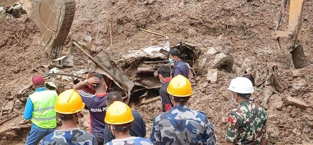 尼泊尔多地降雨引发自然灾害 已致228人死亡