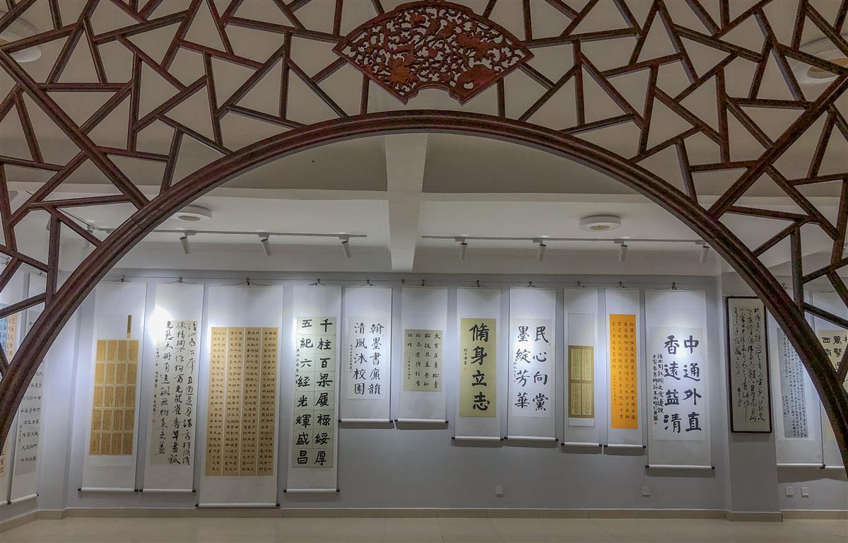 监利市章华小学借助“湖北省兰亭学校“建设，打造清廉学校。（极目新闻记者 黄志刚 摄）.jpg