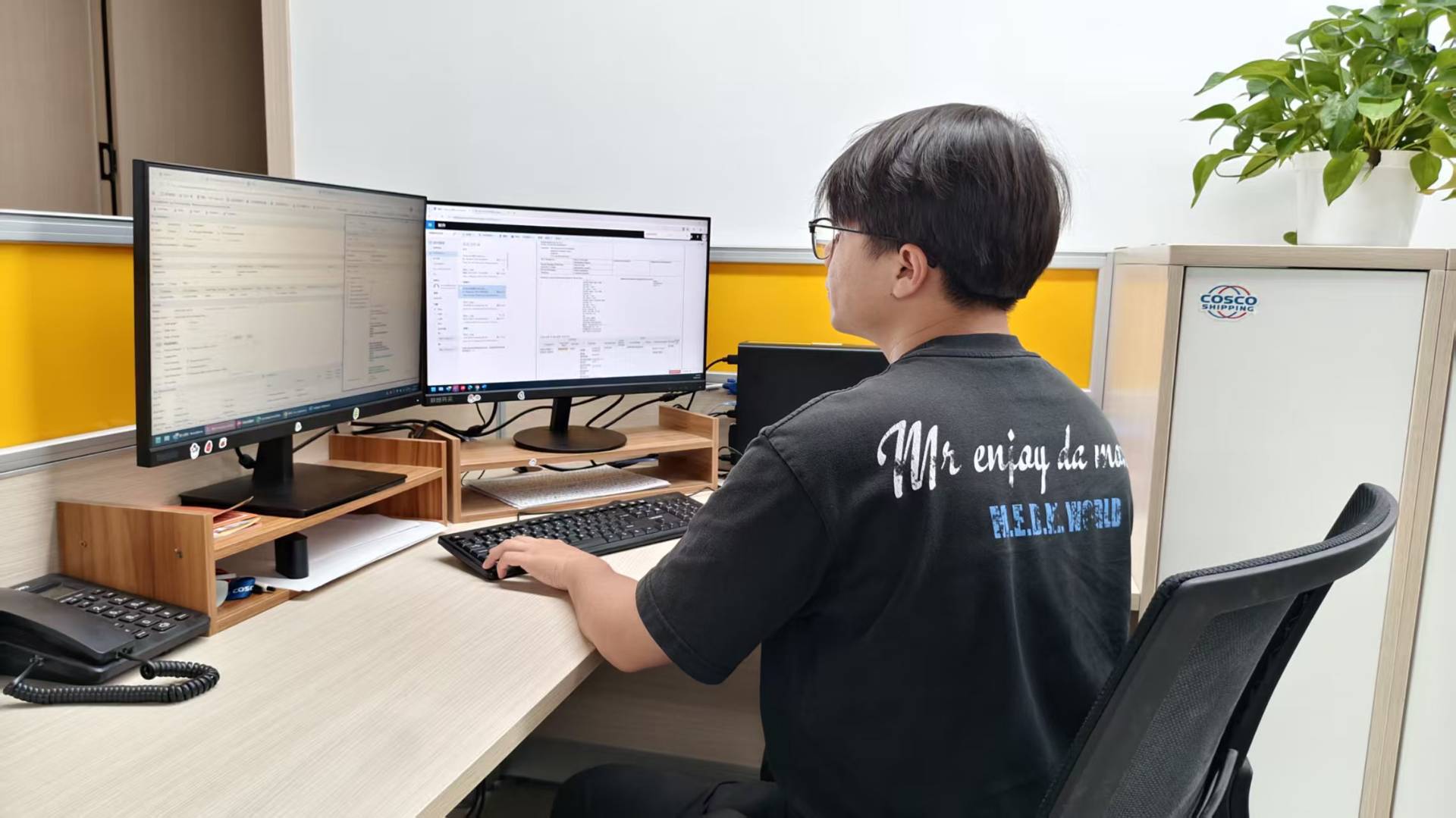 樊新宇工作照.jpg