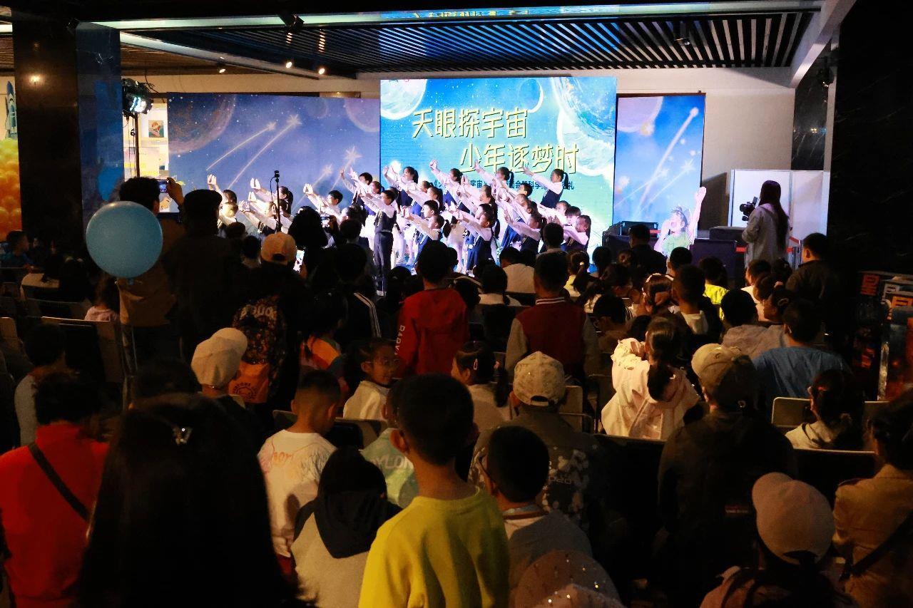 e6afa1333460a587ee8e06f47359e5da.jpg