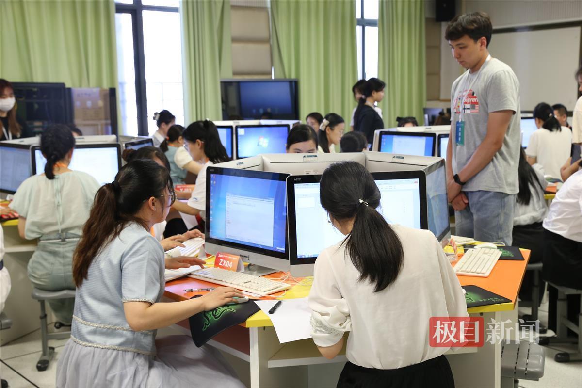 洪山区第十八届教师五项技能竞赛.JPG