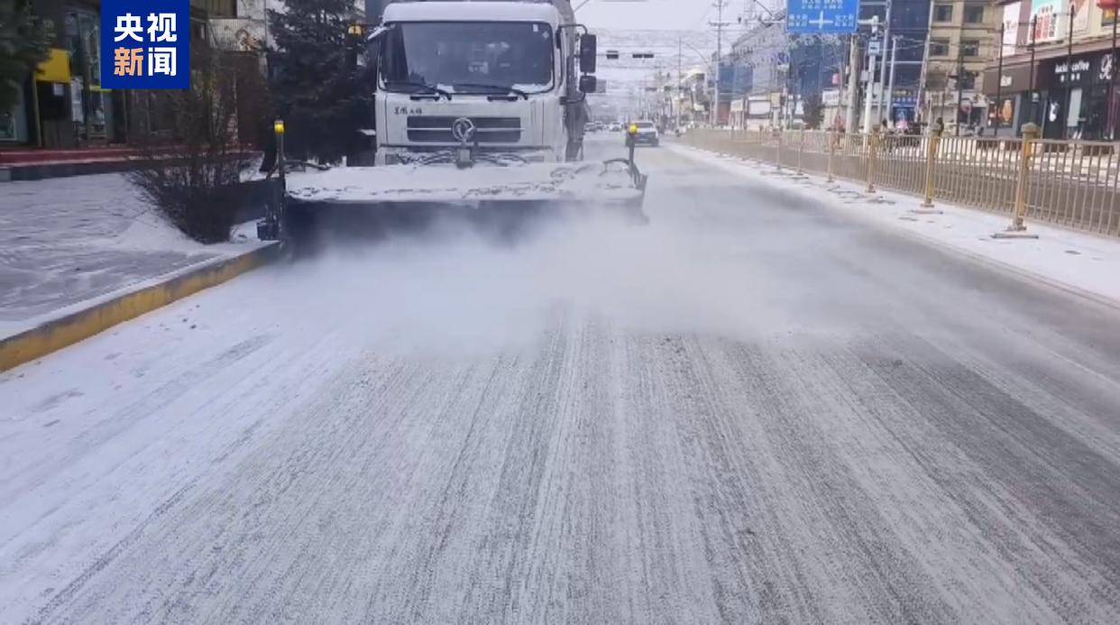 受降雪天气影响 青海部分路段实行交通管制