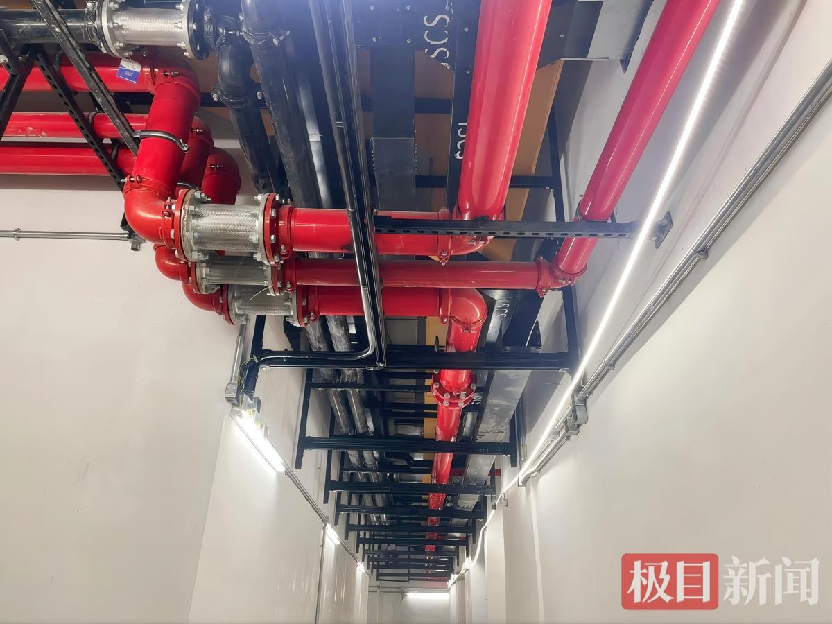 设备区走廊综合管线.png