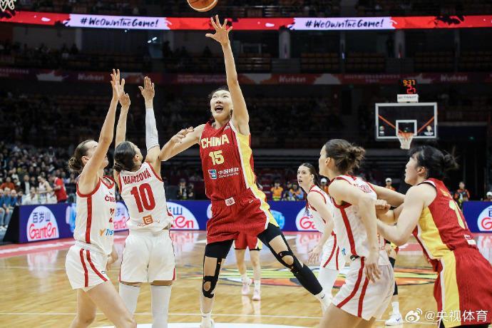 两连胜！中国女篮84比74击败捷克队