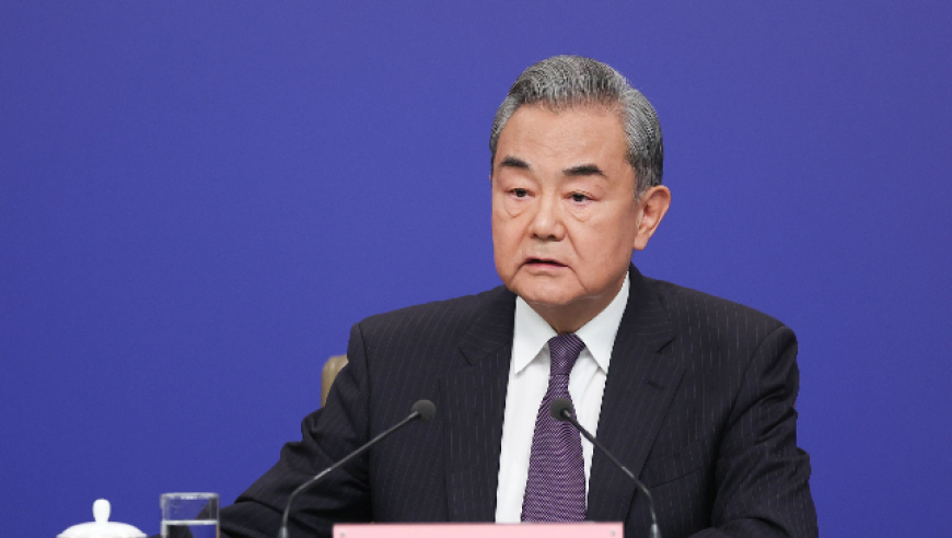 王毅：日本现职领导人越了不应碰的红线