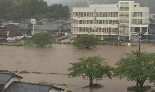 日本石川县能登地区暴雨已造成7人死亡