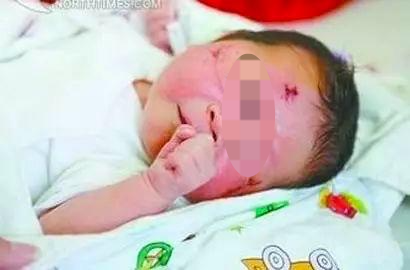11年前一对夫妇车祸遇难，母亲腹中胎儿被挤压而出奇迹生还！最新：孩子五年来首次见到外婆，奶奶与叔叔因赔偿款反目