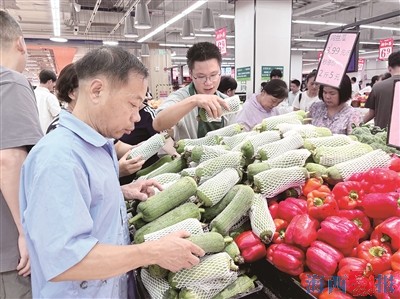 蔬菜价格波动黄瓜涨价明显 厦门已加大北方蔬菜调运量