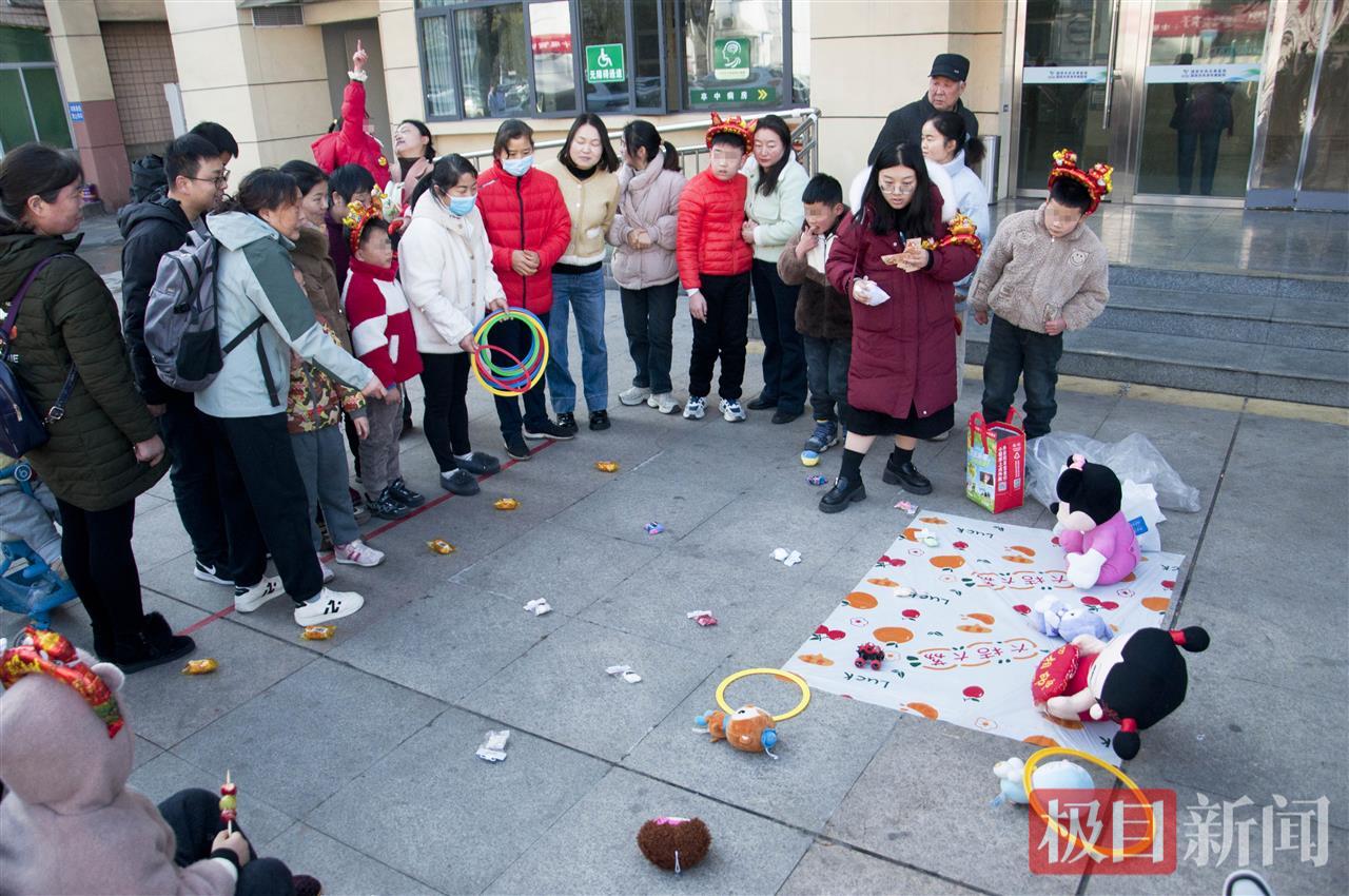 庙会2.jpg 庙会2.jpg