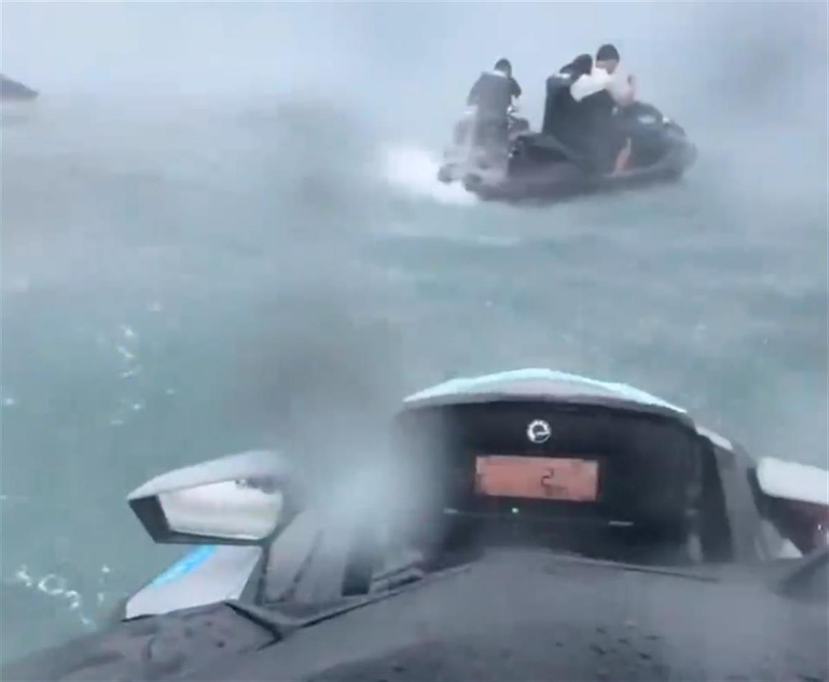 视频截图 来自新京报.png