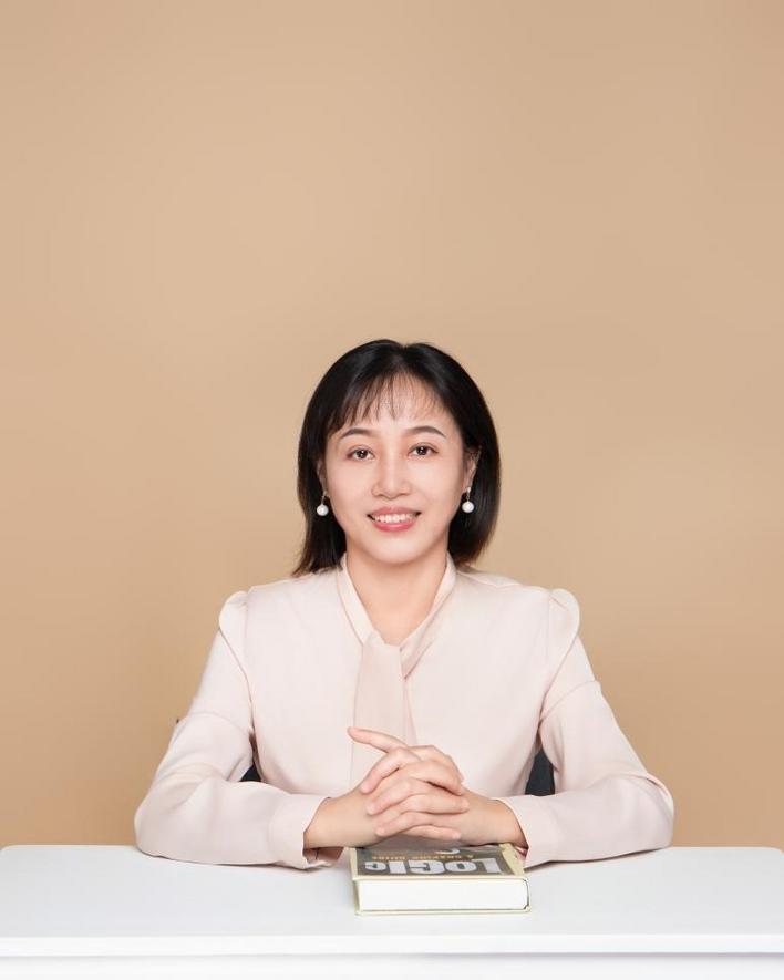 极目新闻记者 王媛通讯员 陈诗灵 马枭强国必先强教,强教必先强师.