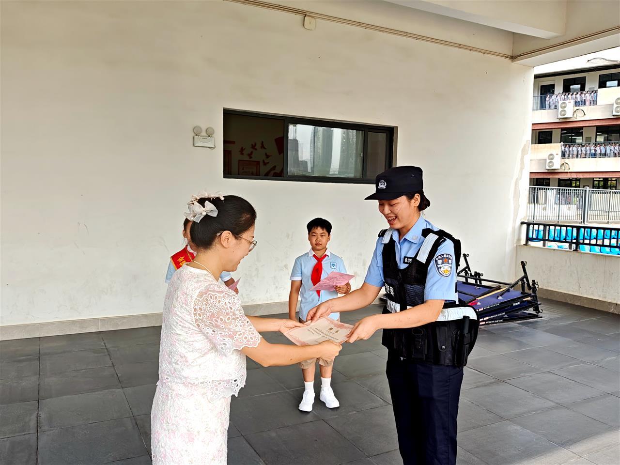 1be357469e53e0951920067a5f251930.jpg 1be357469e53e0951920067a5f251930.jpg