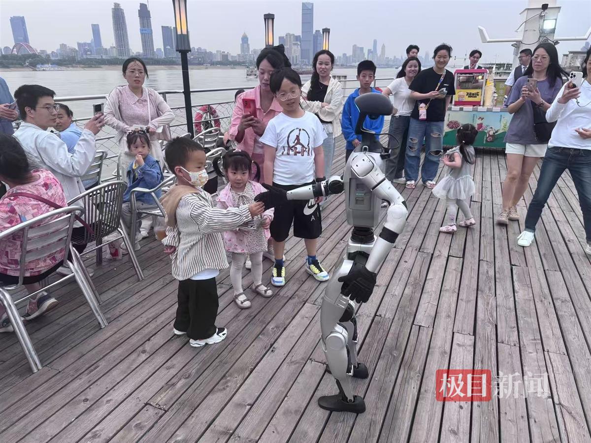 微信图片_20250502164215.jpg 微信图片_20250502164215.jpg