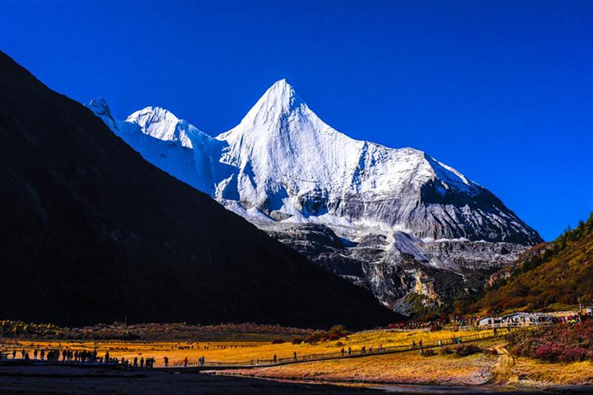 甘孜文旅局網紅局長劉洪:我們不是