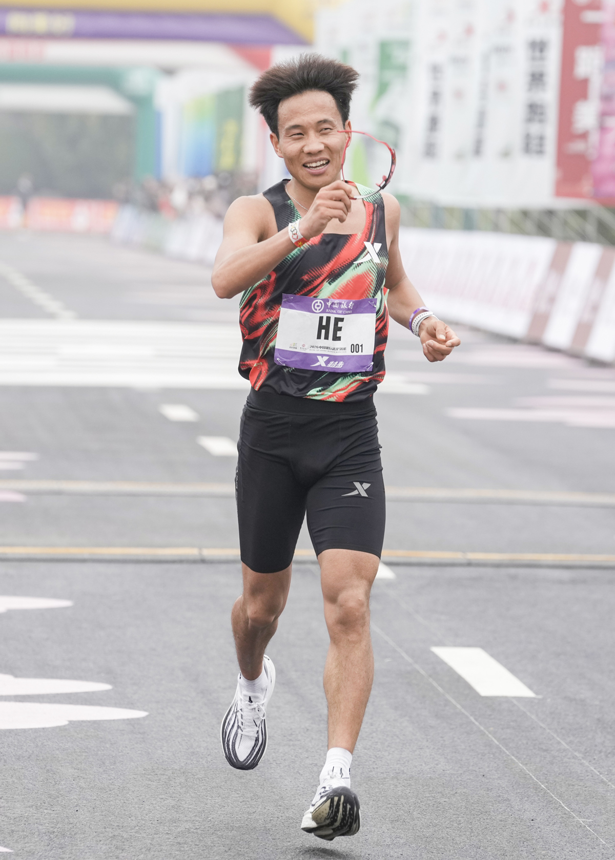 男子第四名中国选手.jpg 男子第四名中国选手.jpg