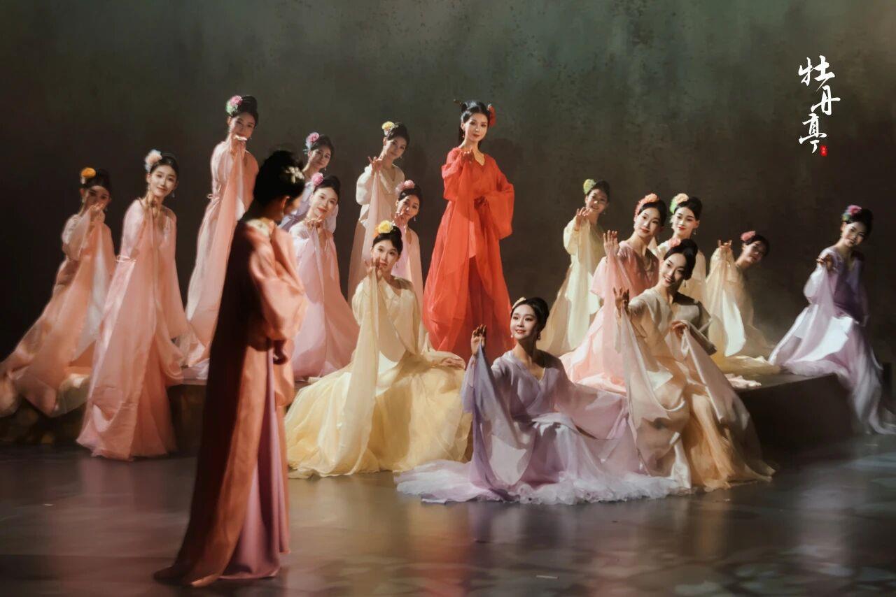 f4e65d25d40c4ca926dc8a6cf05eb385.jpg f4e65d25d40c4ca926dc8a6cf05eb385.jpg