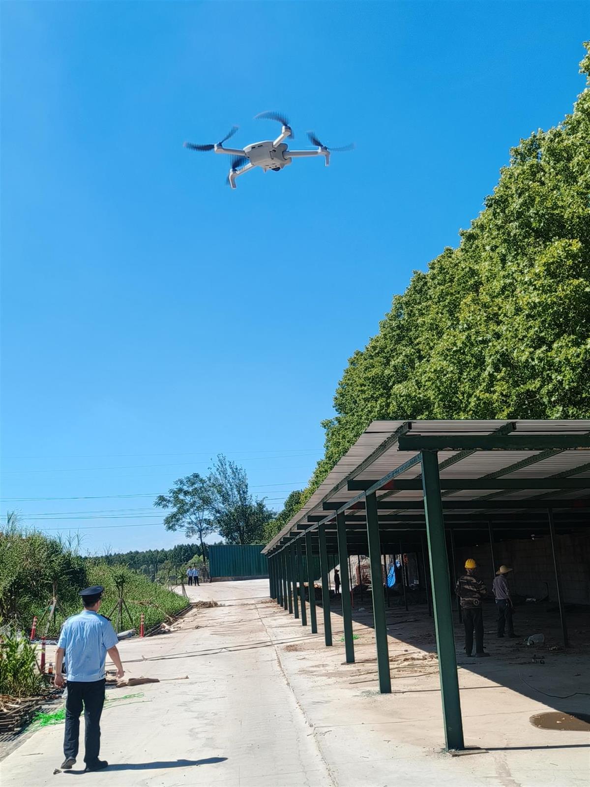 无人机巡查.jpg