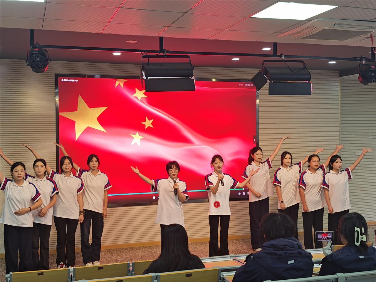 “文明风采”竞赛交流展示活动在东西湖职校圆满收官 (8).jpg