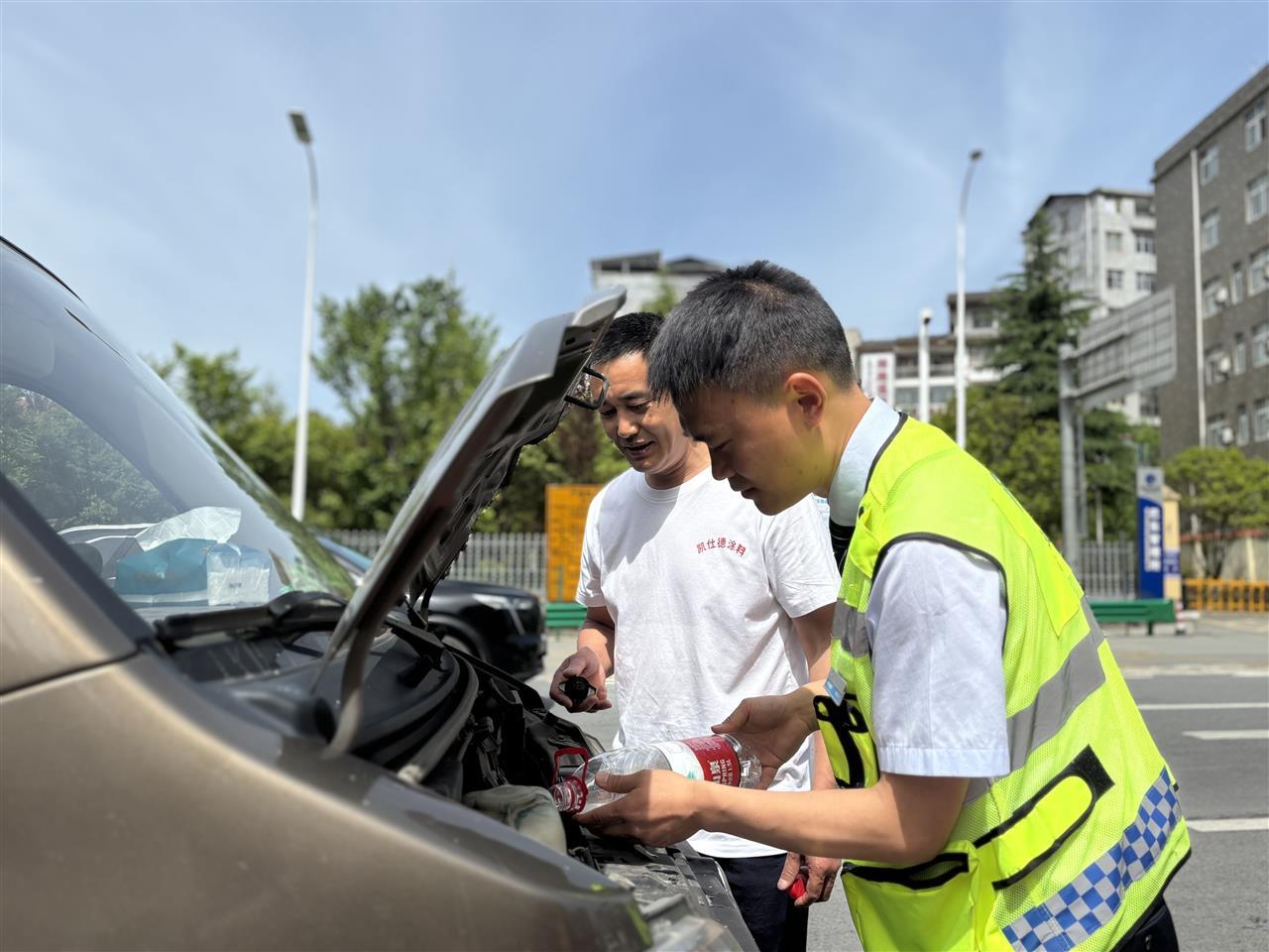 c82814478580539c26a79298ee1694f1.jpg c82814478580539c26a79298ee1694f1.jpg