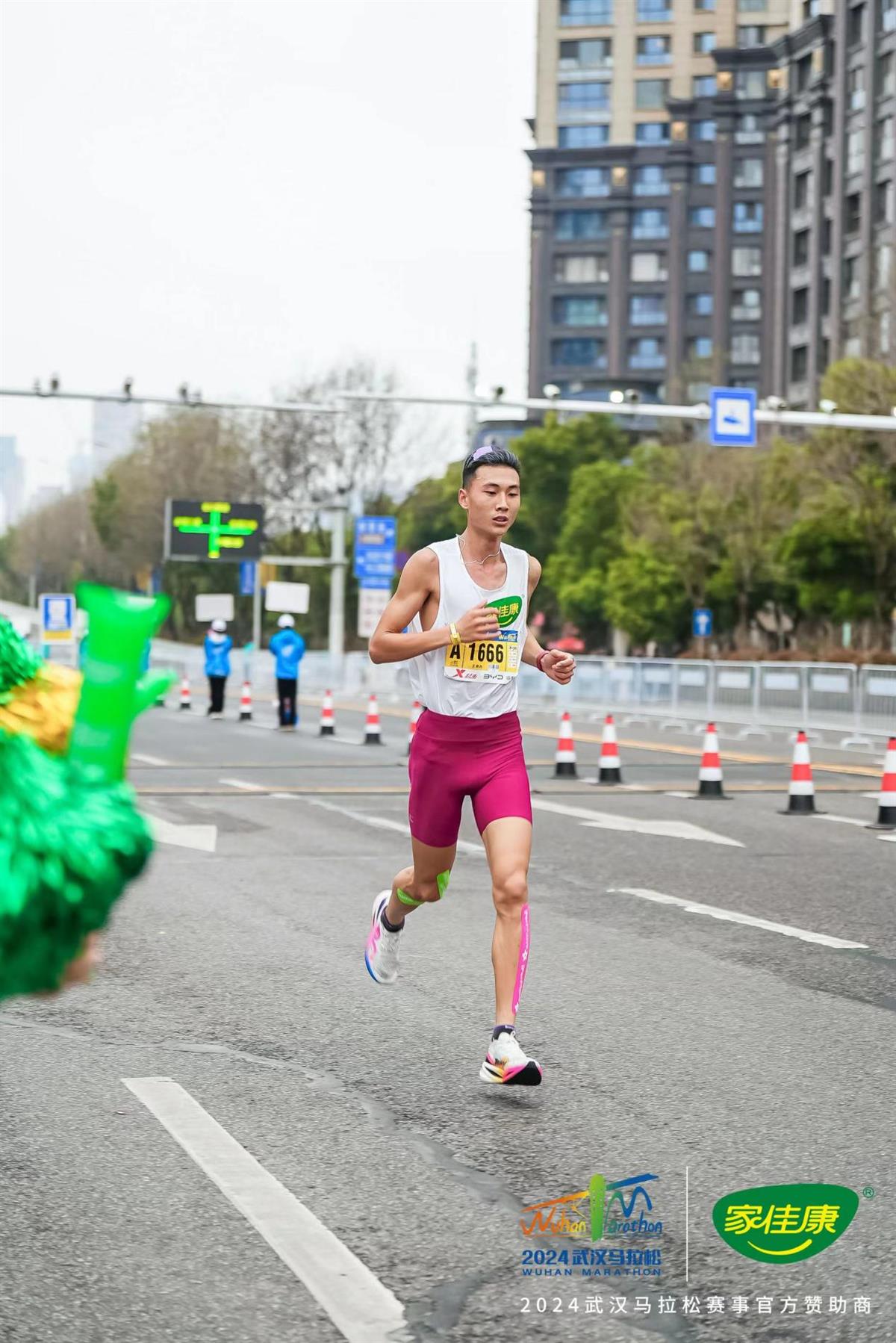 佳康时代怎么样2024武汉马拉松安全完赛，家佳康携手跑者助力全民健康时代_https://www.jmylbn.com_新闻资讯_第8张