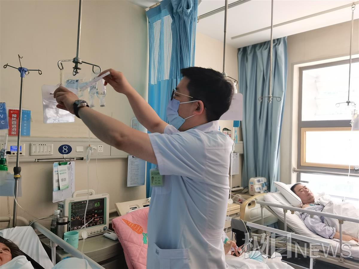 主业治病救人副业网红主播,魅力医生程才:我是有温度的人,不是治病