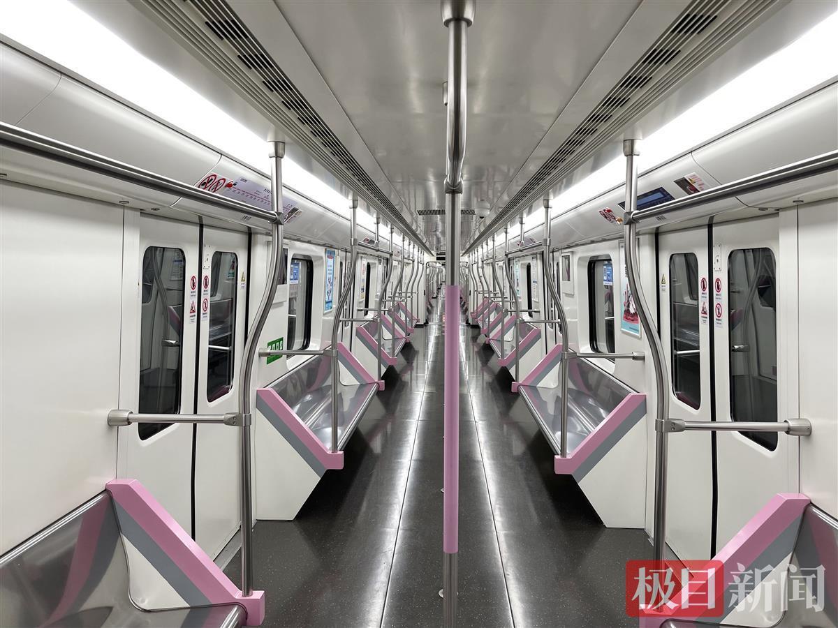 武汉地铁2号线首列元老车完成大修即将重新上线