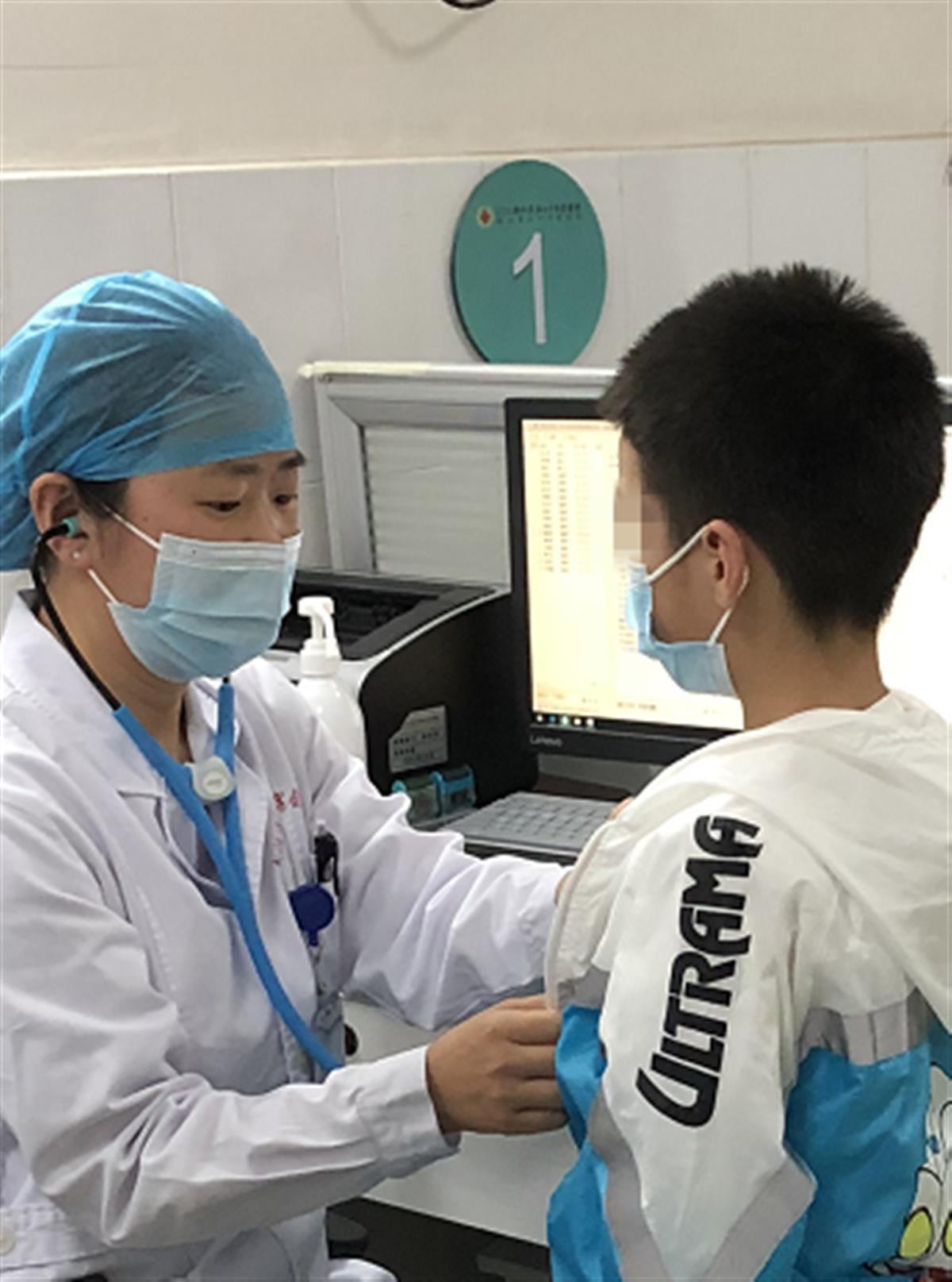 5岁男孩鼻涕不停原来是过敏性鼻炎所致