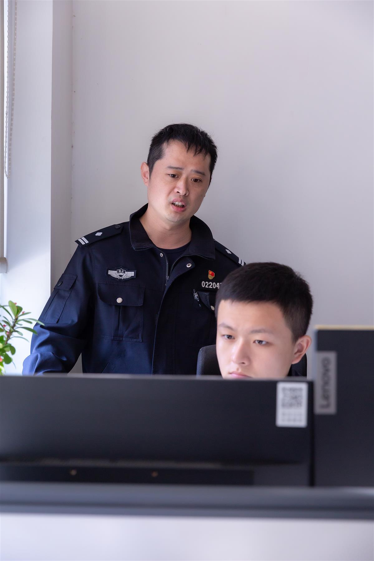 刑警照片真实帅图片