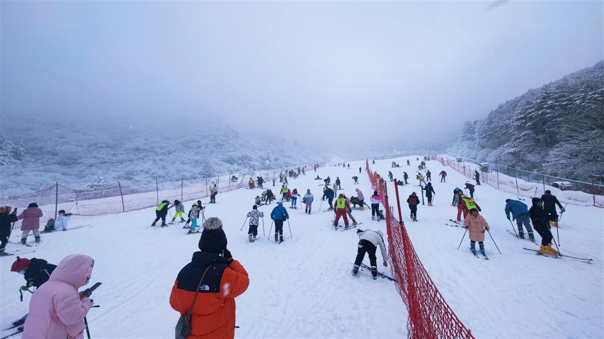 九宫山滑雪场海拔高度图片