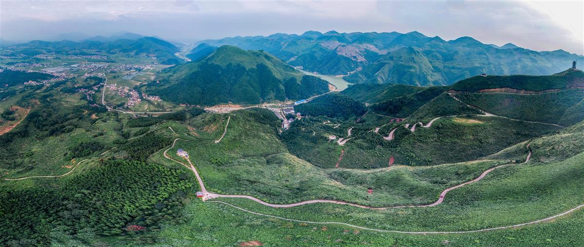 黄石龙凤山景区图片