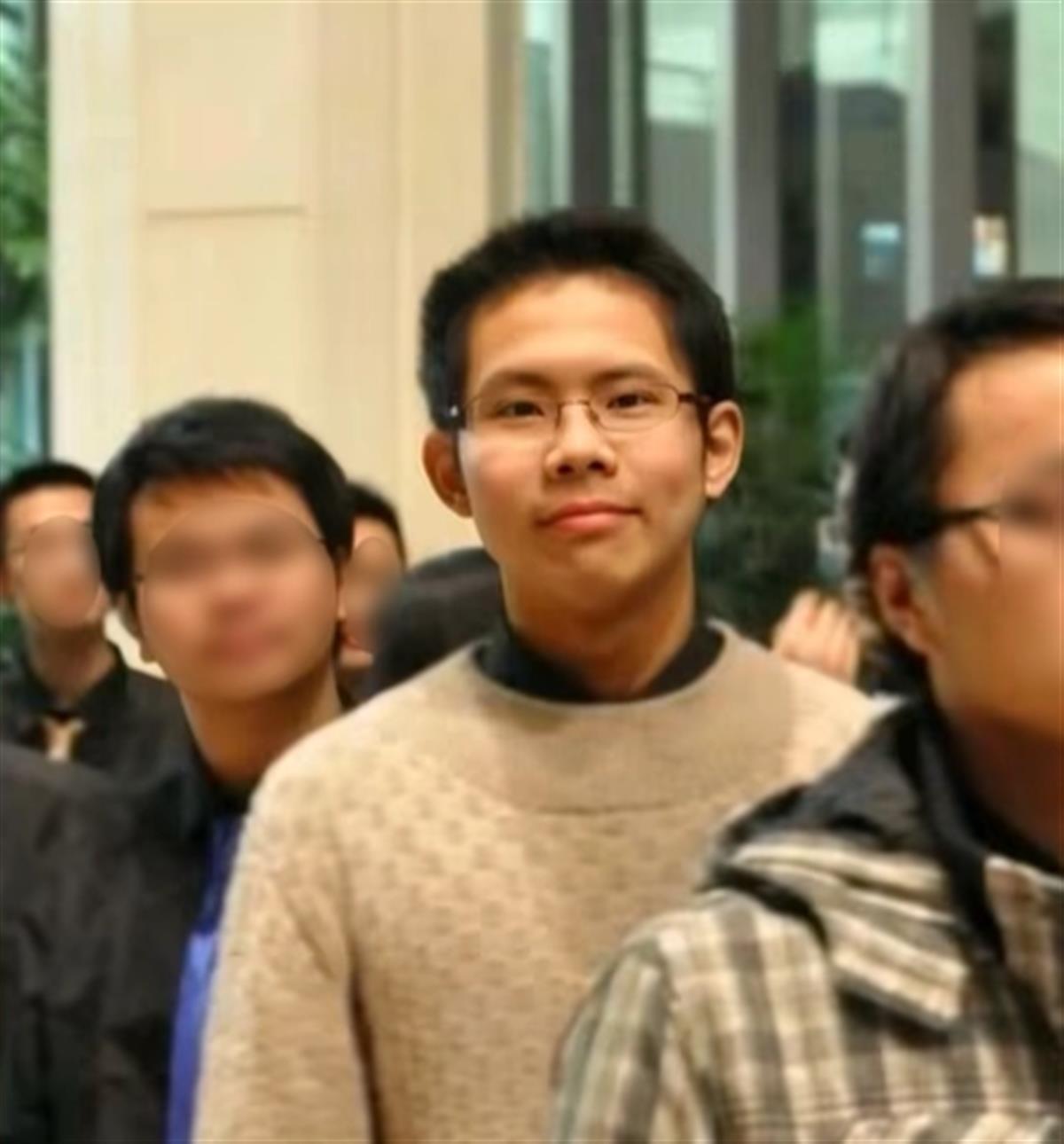 “吴谢宇弑母案”二审开庭，狱友：他从不聊案情，一直在写，一封忏悔信长达万言 | 极目新闻