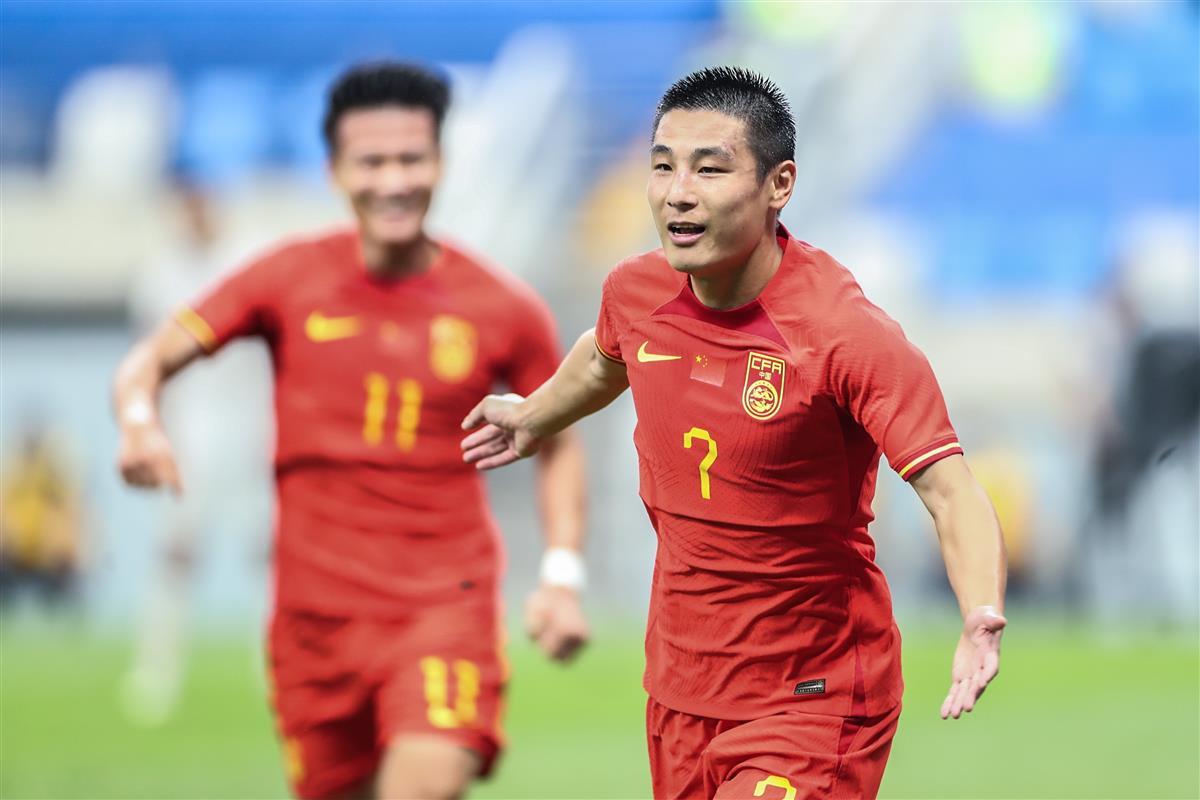 武磊追平柳海光成国足队史射手王 | 极目新闻