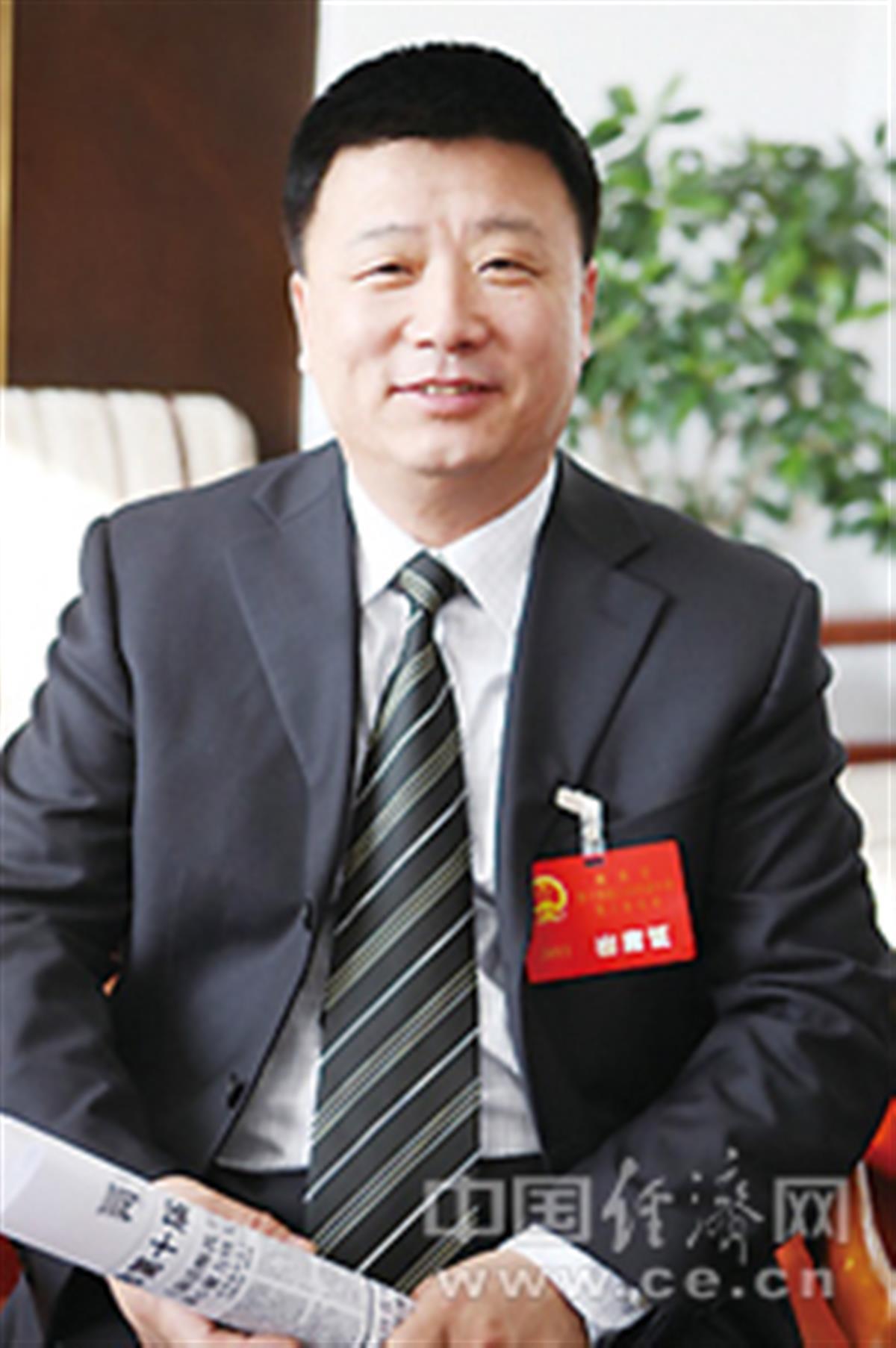 在工程项目建设领域疯狂敛财,鹤岗市人大常委会原副主任康晓峰退休1年