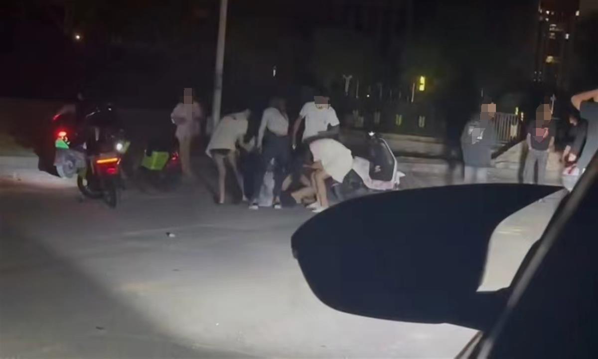 官方回应福州一女性夜间遭人围殴已基本确认涉事人员会视情况发布通报