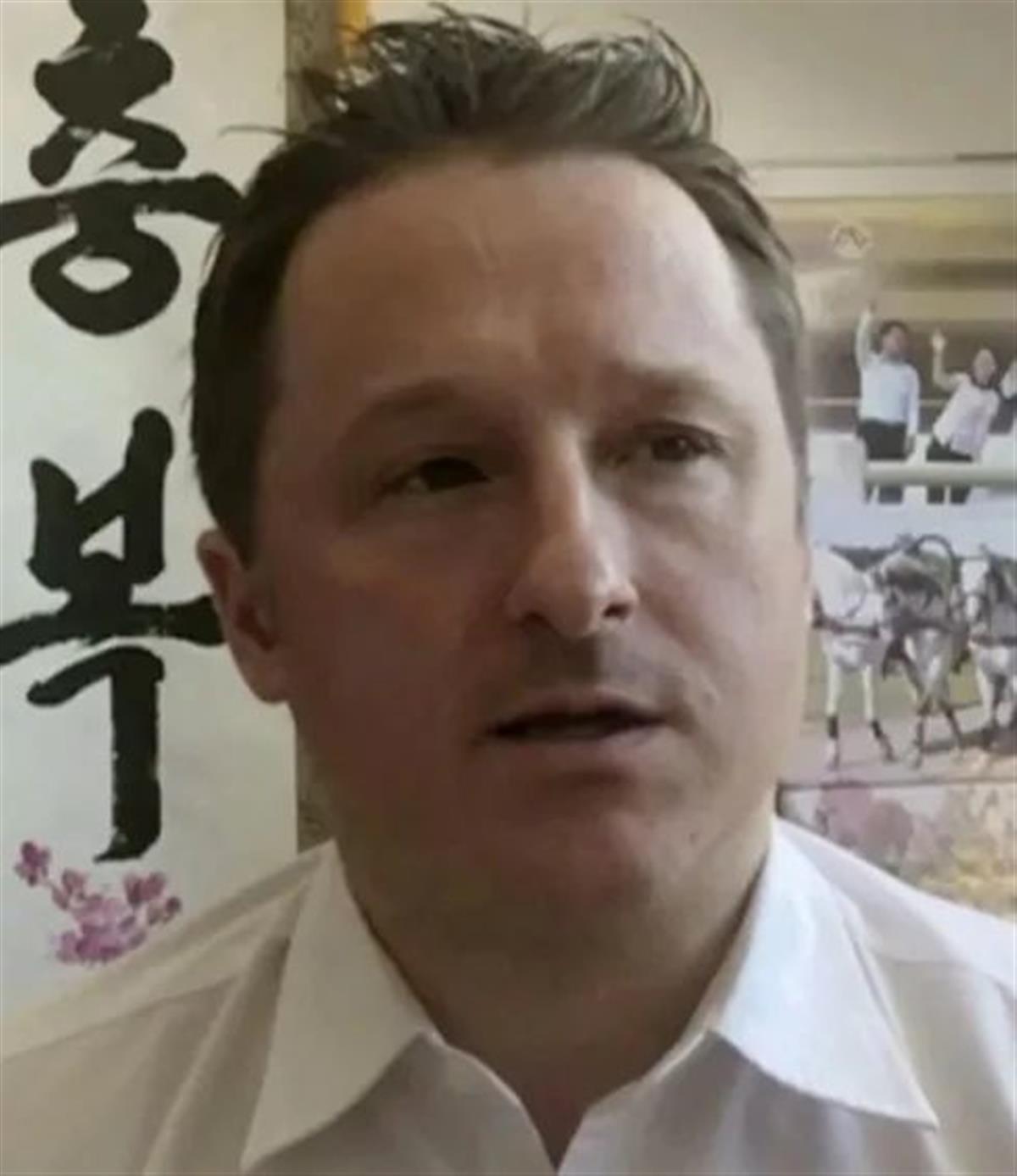 曾在中国被判刑的两名加拿大间谍闹内讧,加政府被狠狠打脸 | 极目新闻