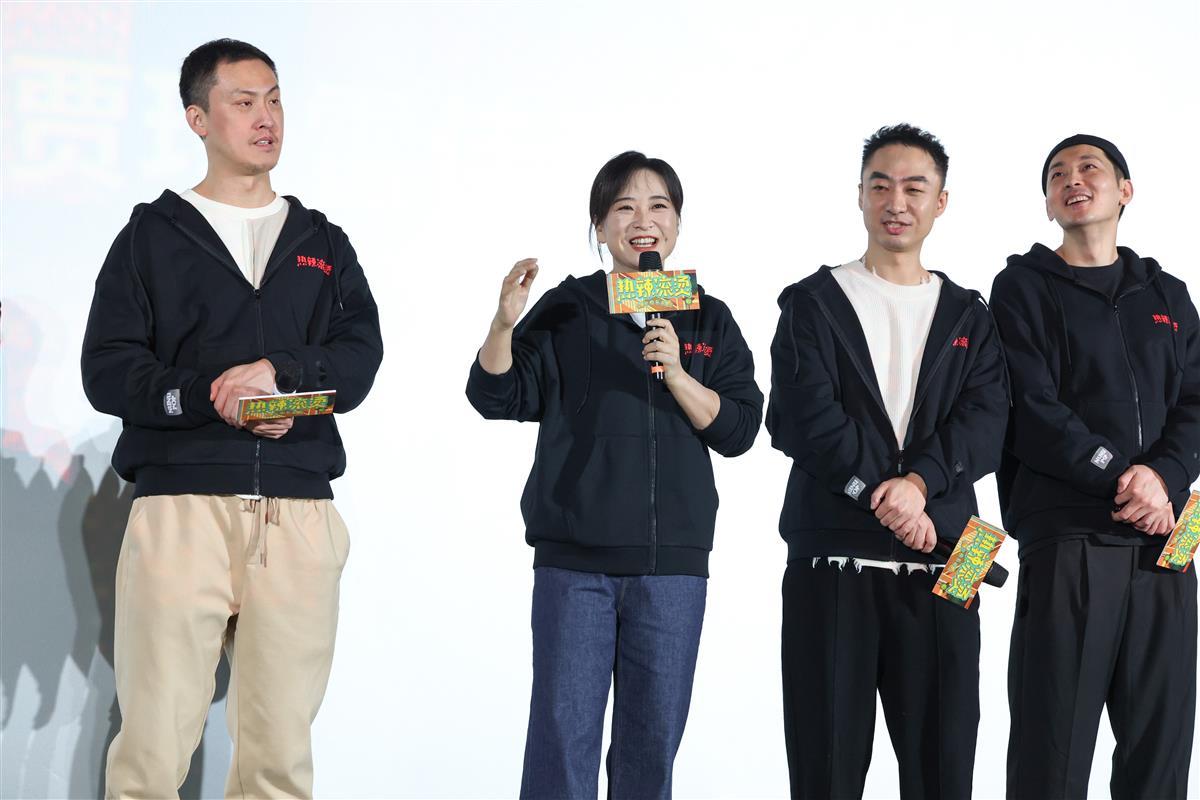 贾玲路演1(摄影:杨东).jpg 贾玲路演1(摄影:杨东).jpg